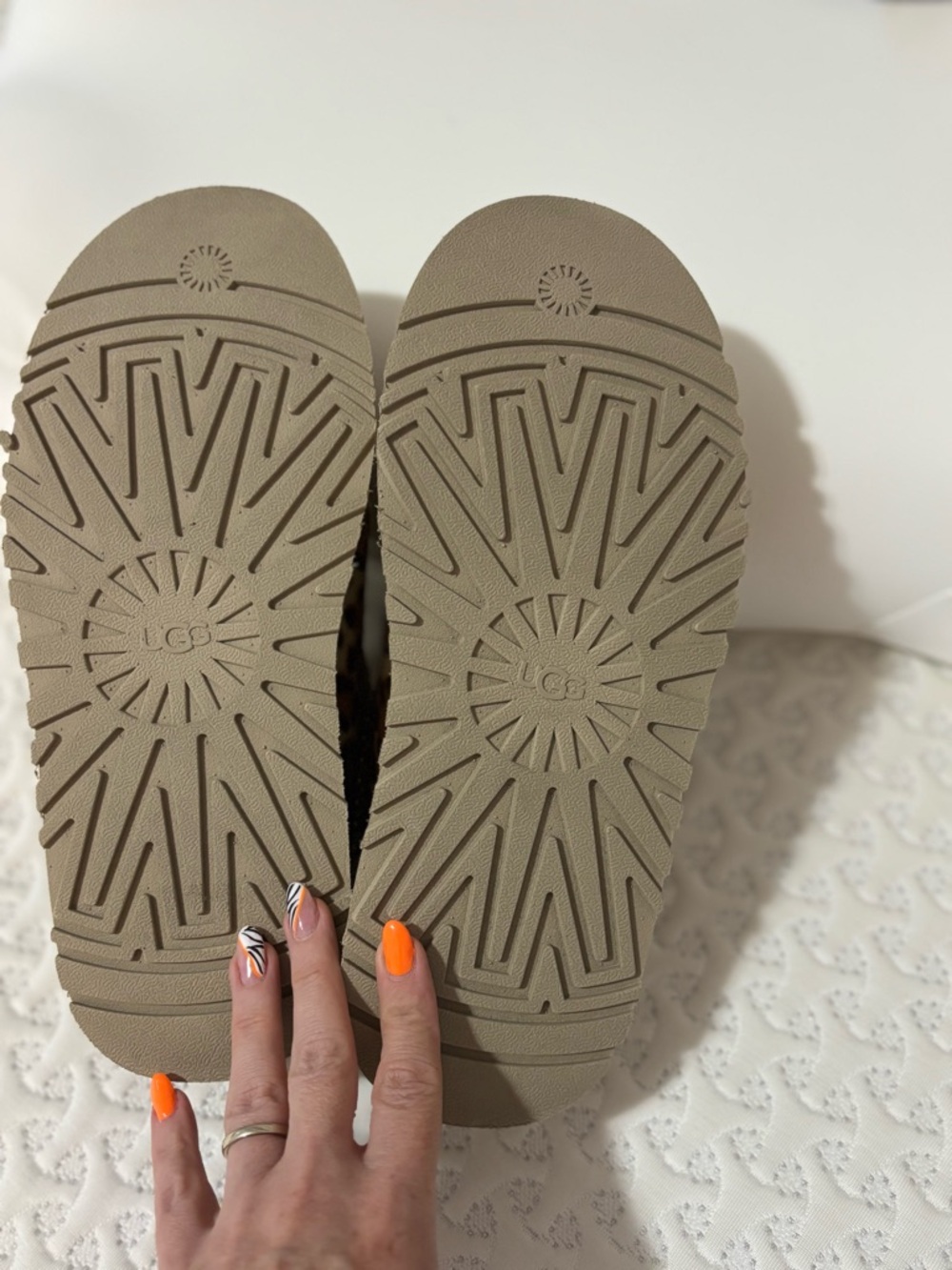 UGG Tazz Plains Platform - Picture 5 of 5